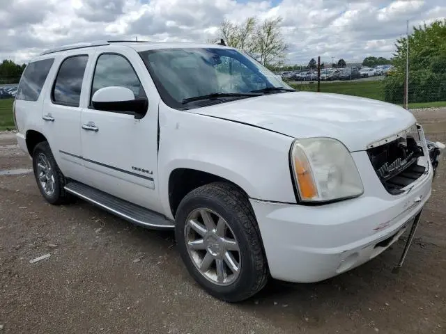 2011 GMC YUKON DENALI  