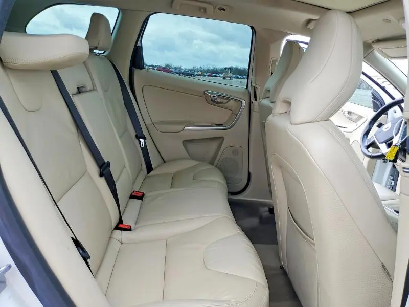2014 VOLVO XC60 T6  