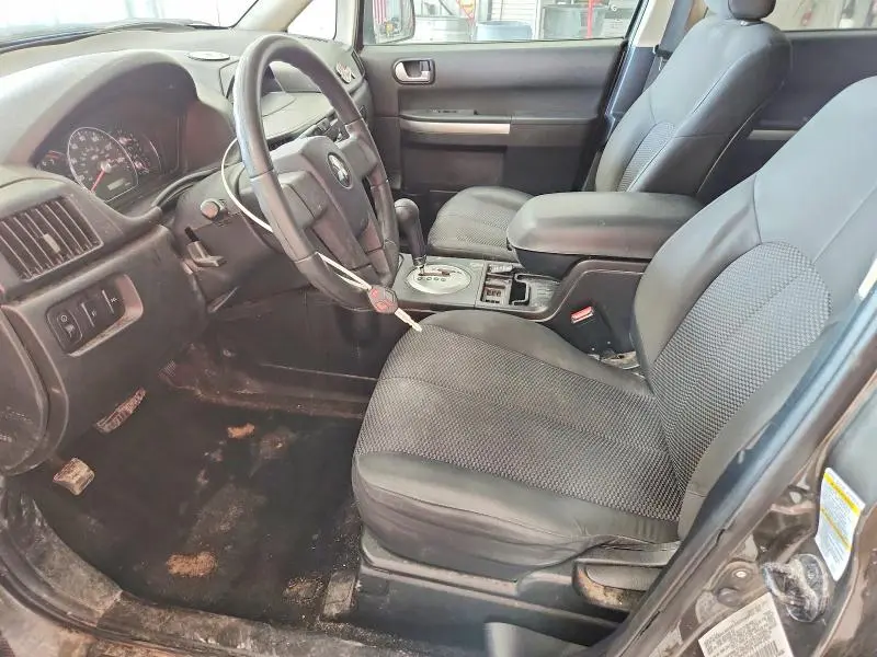 2011 MITSUBISHI ENDEAVOR LS  