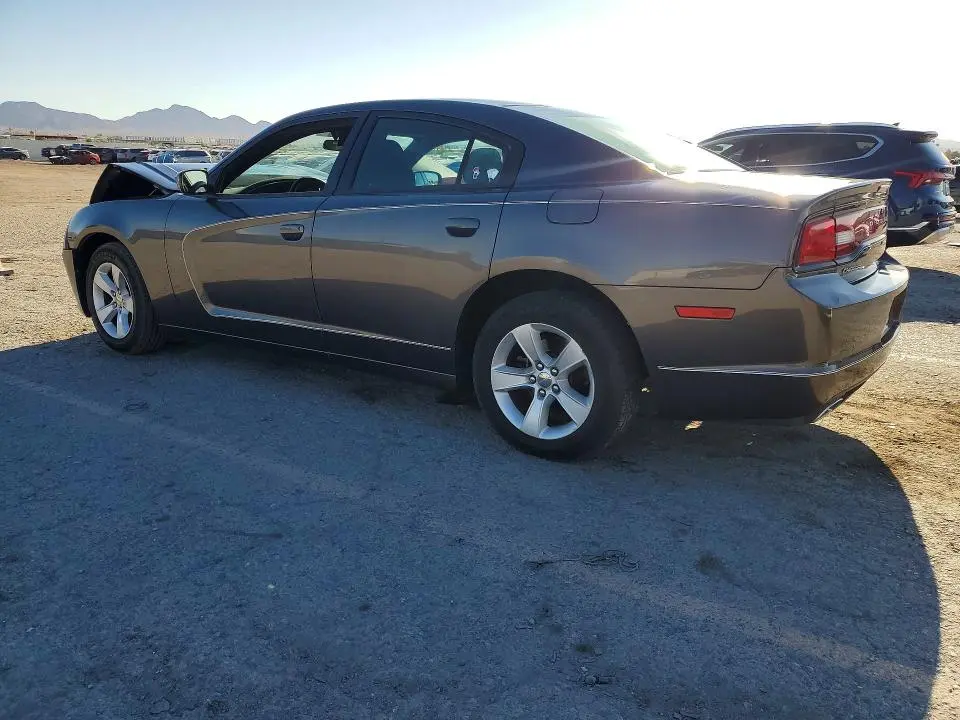2014 DODGE CHARGER SE  