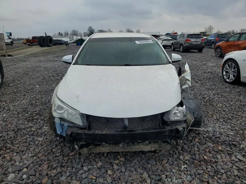 2015 TOYOTA CAMRY LE  