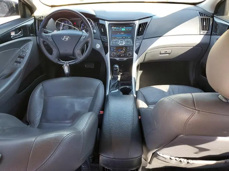 2013 HYUNDAI SONATA SE  