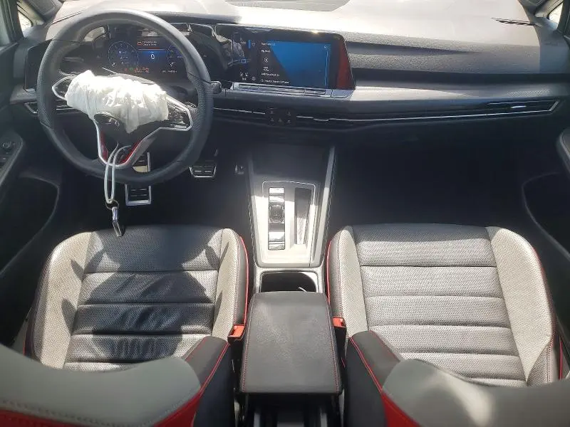 2022 VOLKSWAGEN GTI SE  