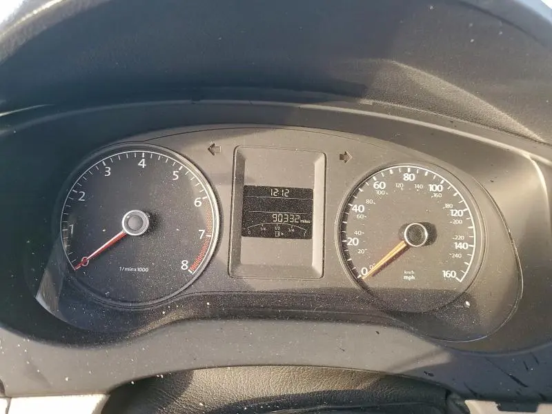 2011 VOLKSWAGEN JETTA SE  