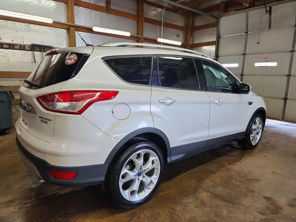 2016 FORD ESCAPE TITANIUM  