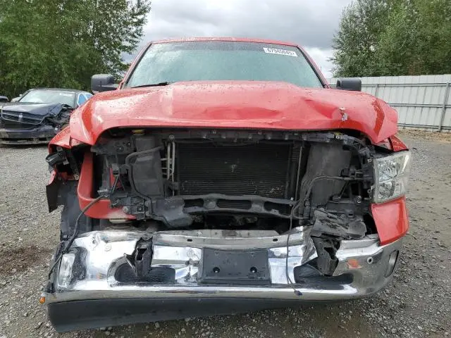 2016 RAM 1500 SLT  
