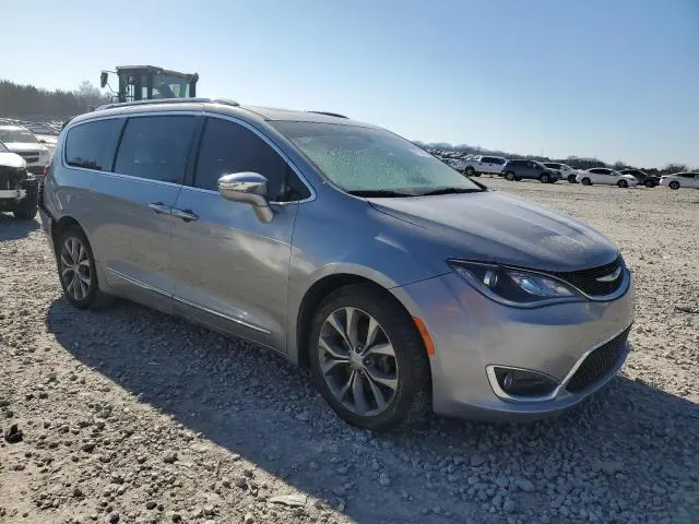 2017 CHRYSLER PACIFICA LIMITED  