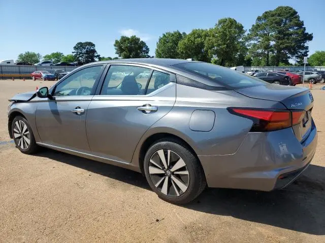2022 NISSAN ALTIMA SV  