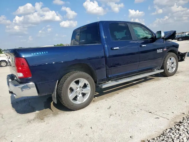 2016 RAM 1500 SLT