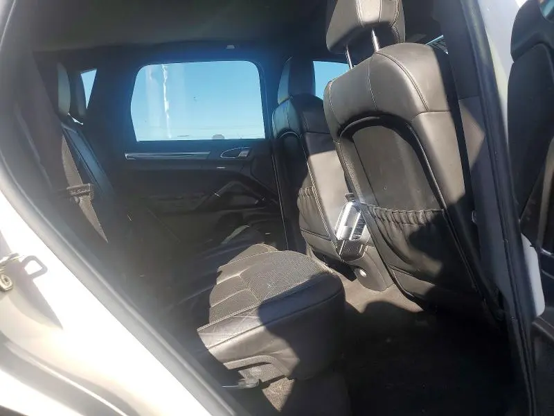 2011 PORSCHE CAYENNE S  