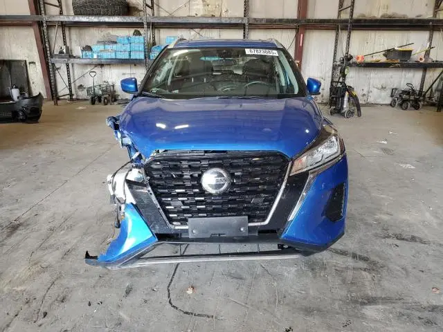 2021 NISSAN KICKS SV  