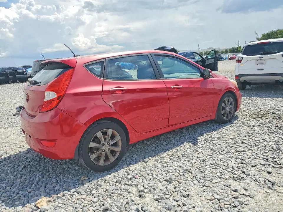 2014 HYUNDAI ACCENT SE  
