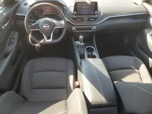 2024 NISSAN ALTIMA SV