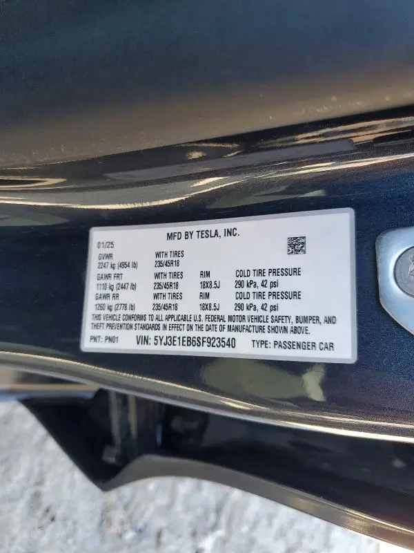 2025 TESLA MODEL 3   