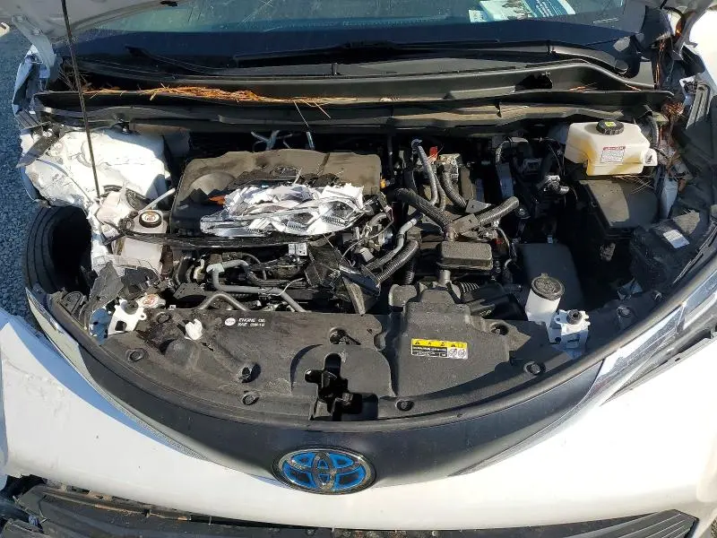 2023 TOYOTA SIENNA XLE 8-PASSENGER  