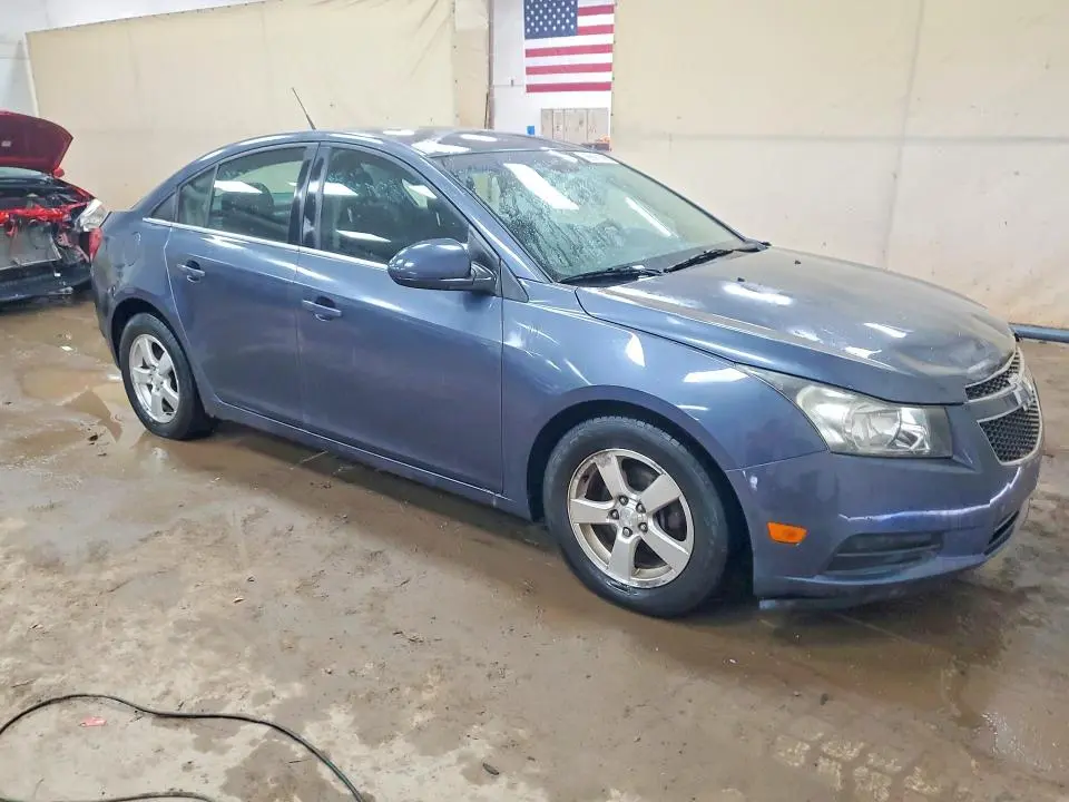 2013 CHEVROLET CRUZE LT  