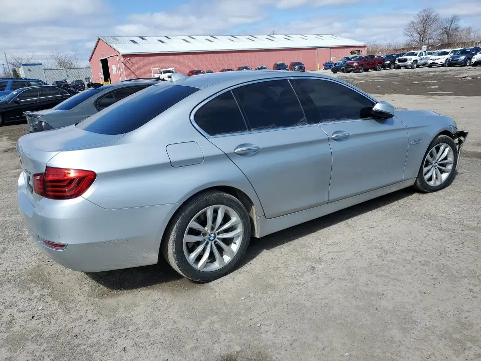 2016 BMW 528 XI  