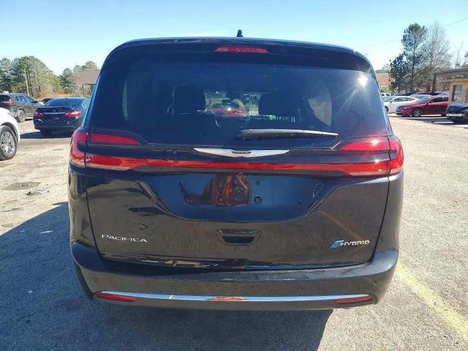 2024 CHRYSLER PACIFICA HYBRID SELECT  