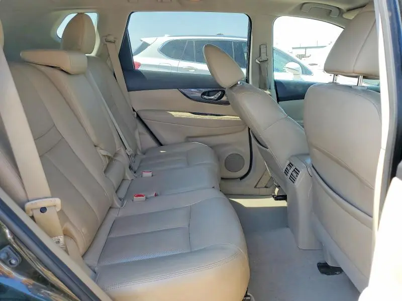 2015 NISSAN ROGUE SL  