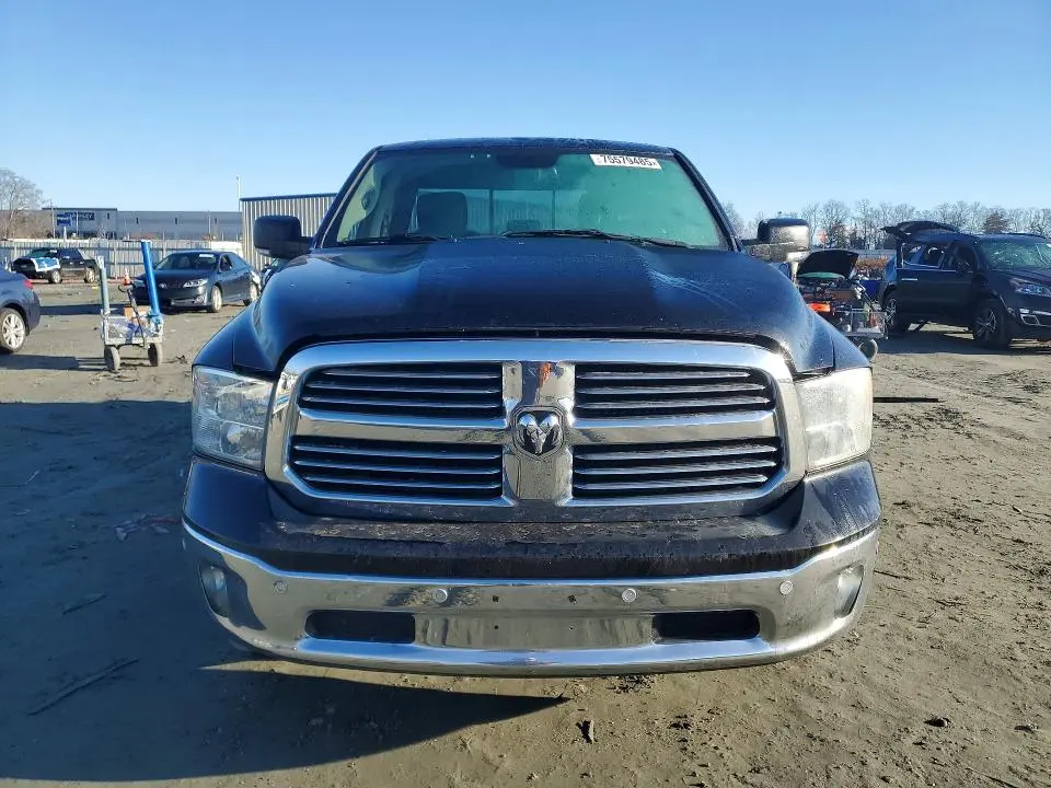 2018 RAM 1500 SLT  