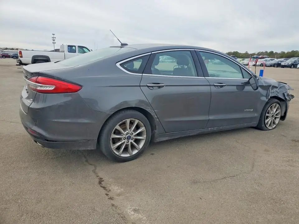2017 FORD FUSION SE HYBRID  