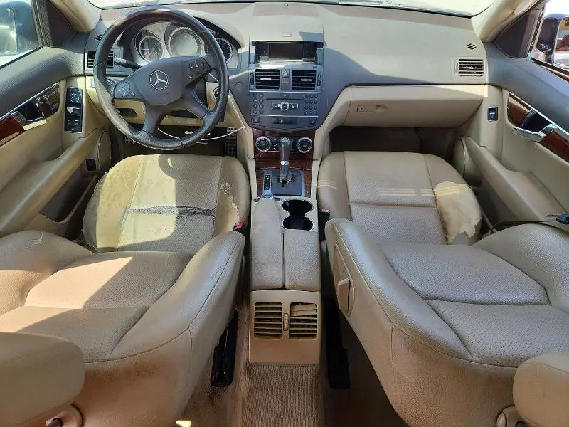 2011 MERCEDES-BENZ C 300  