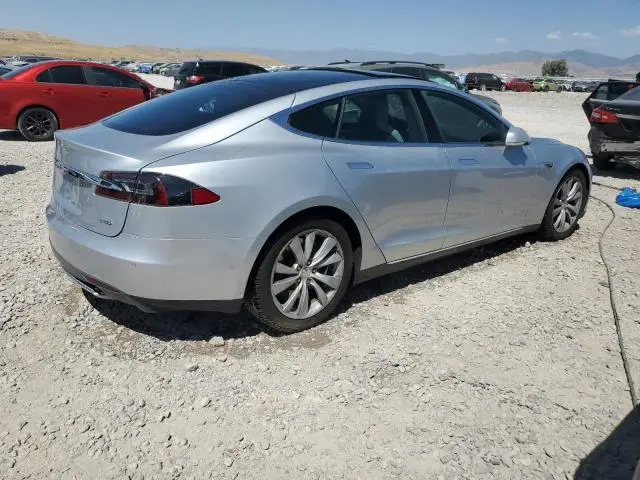 2015 TESLA MODEL S 85D  