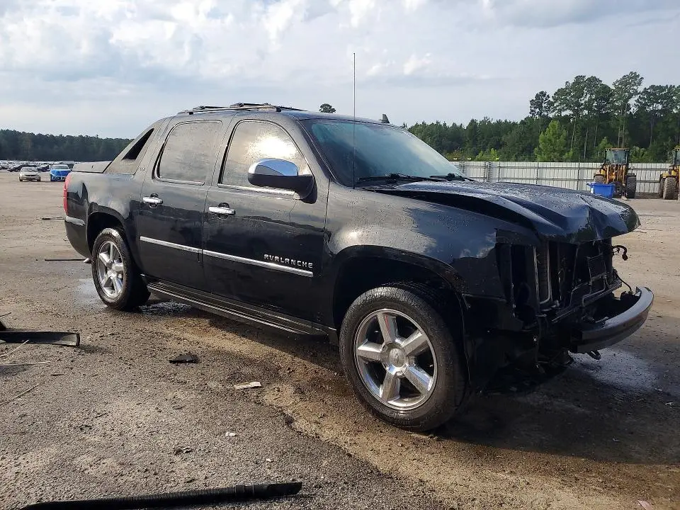 2011 CHEVROLET AVALANCHE LTZ  