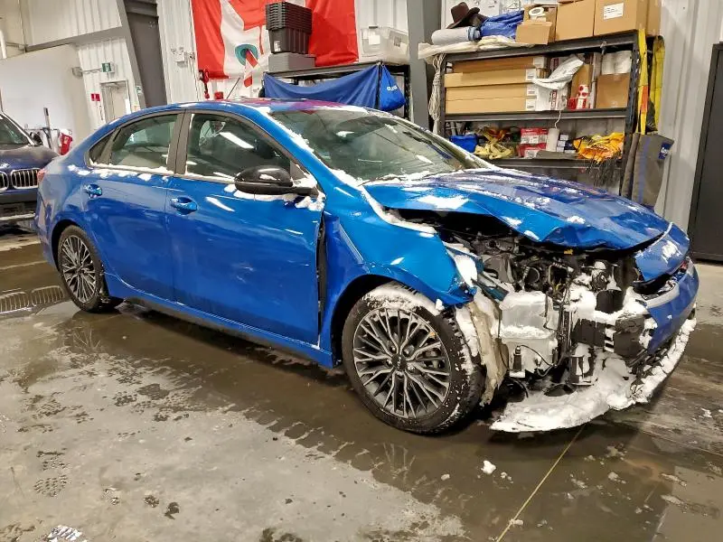 2024 KIA FORTE GT LINE  