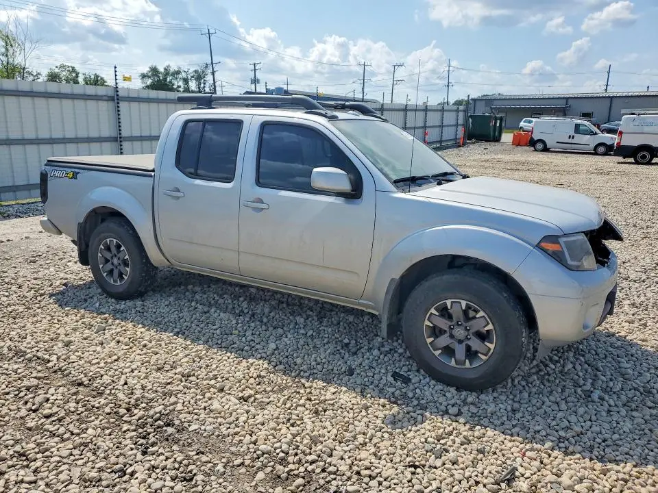 2016 NISSAN FRONTIER PRO-4X  