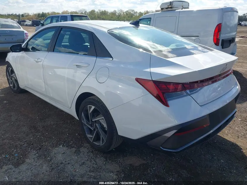 2024 HYUNDAI ELANTRA SEL
