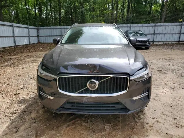 2022 VOLVO XC60 B5 MOMENTUM  