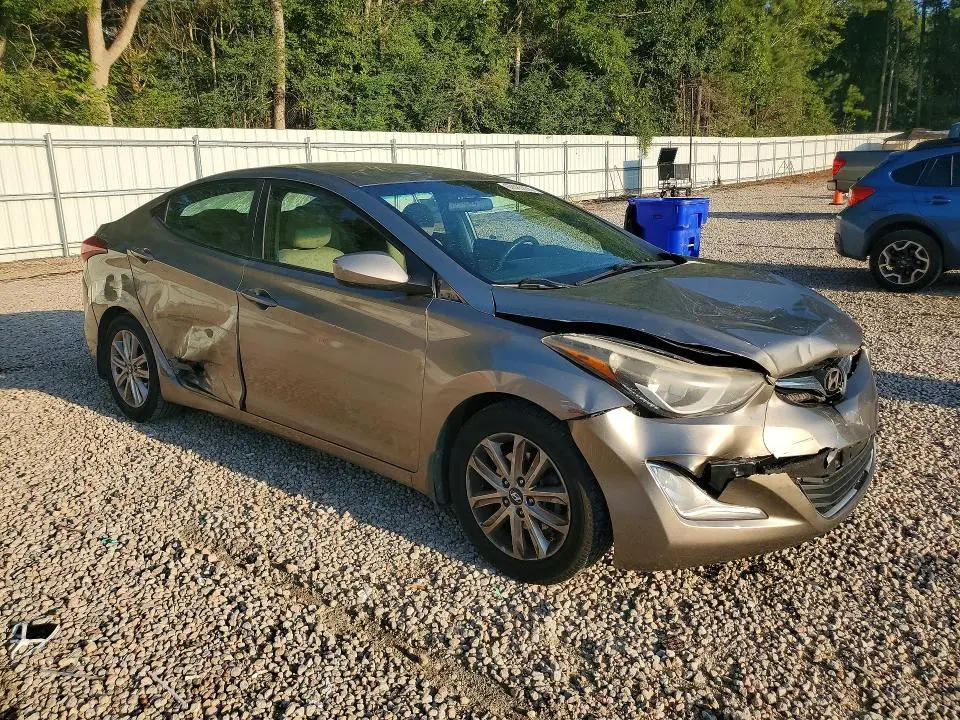 2014 HYUNDAI ELANTRA SE  