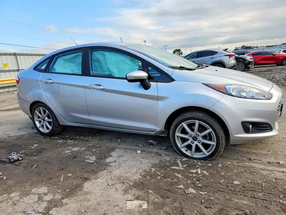 2019 FORD FIESTA SE  