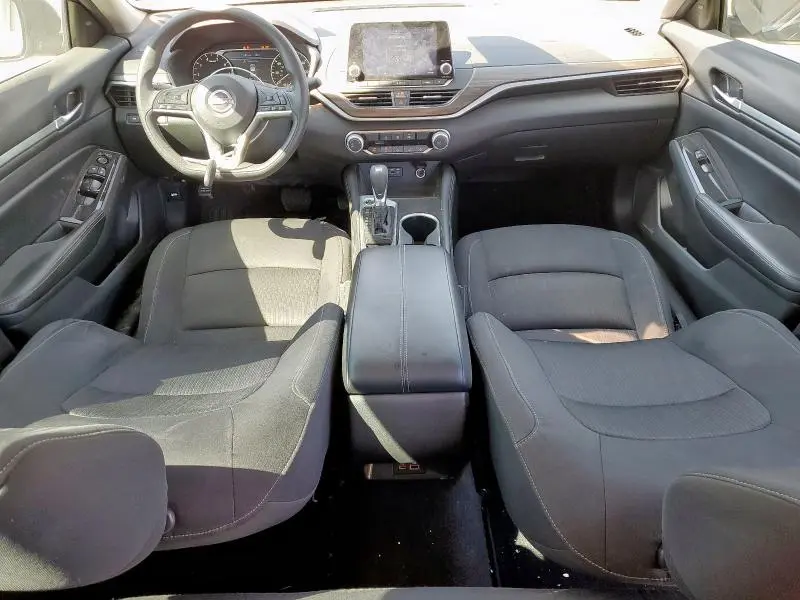 2023 NISSAN ALTIMA SV  