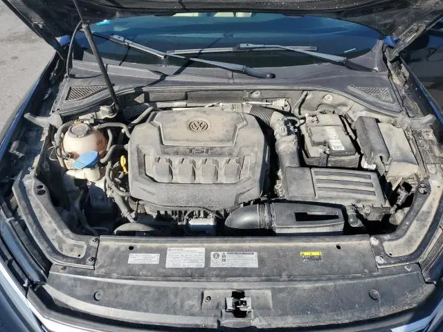 2018 VOLKSWAGEN PASSAT SE