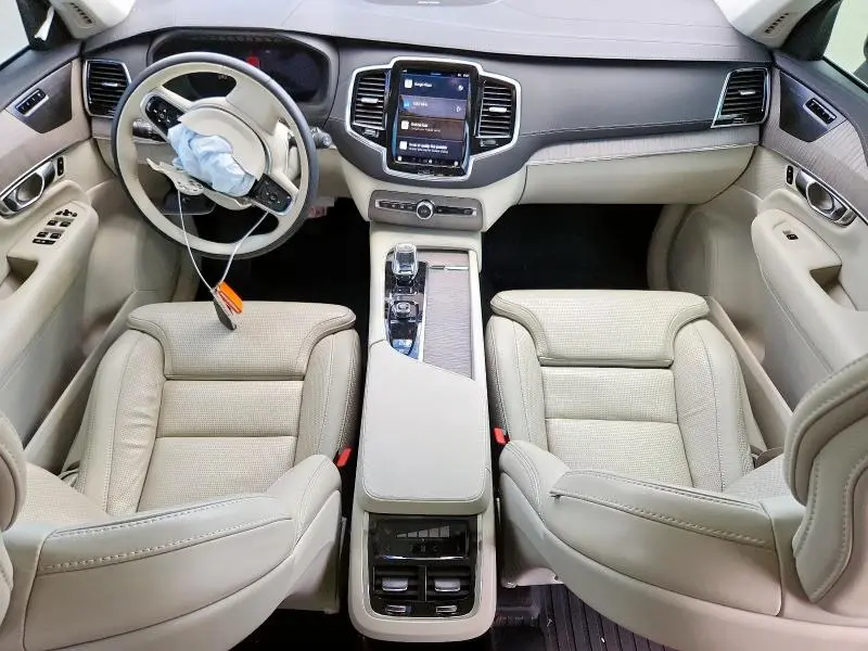 2023 VOLVO XC90 ULTIMATE  