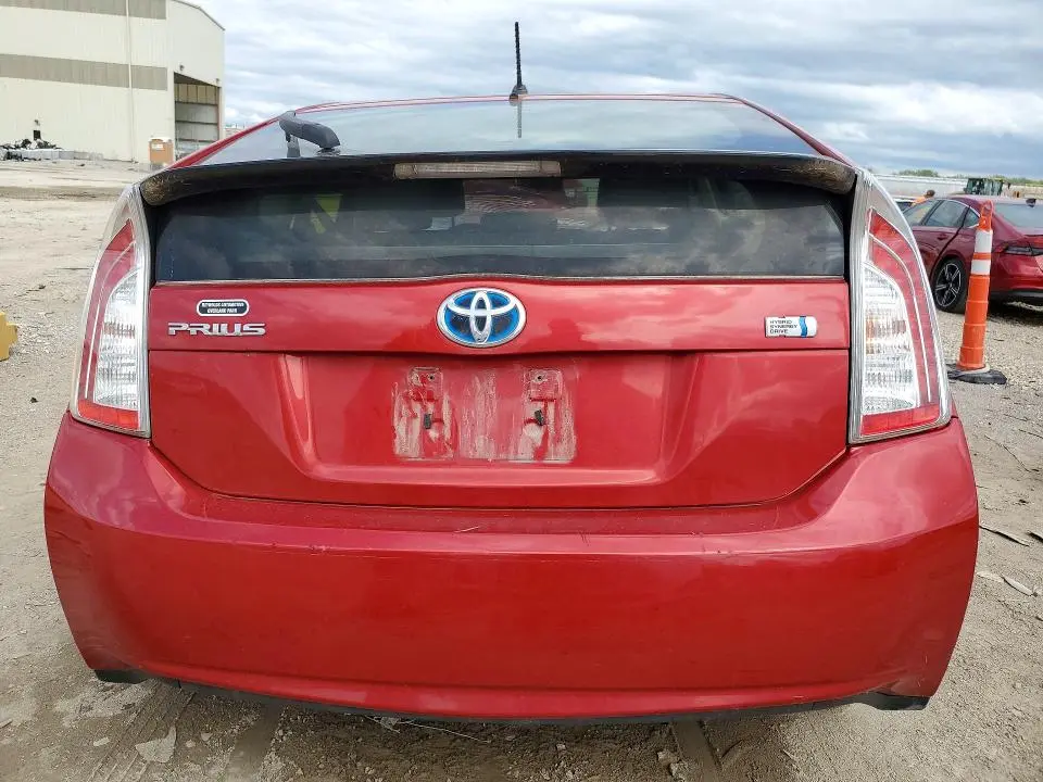 2013 TOYOTA PRIUS TWO  