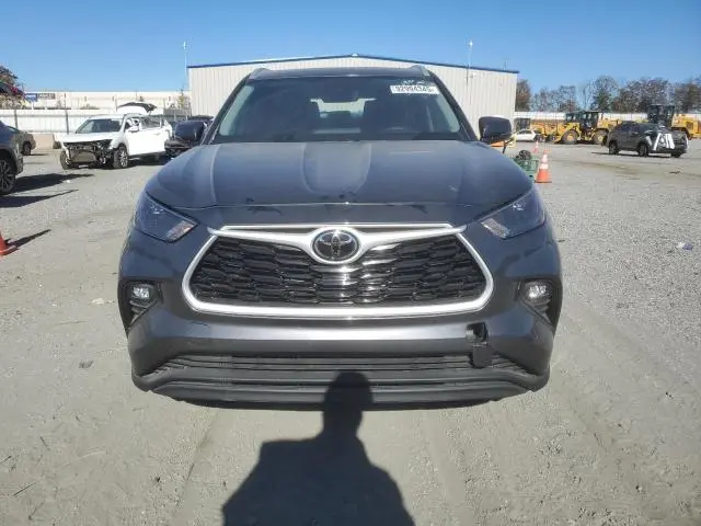 2025 TOYOTA HIGHLANDER HYBRID XLE  