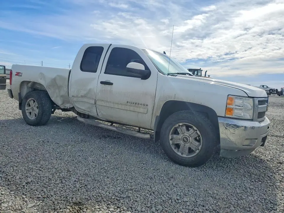 2013 CHEVROLET SILVERADO K1500 LT  