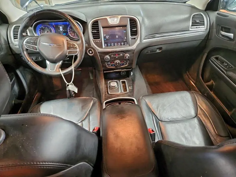 2017 CHRYSLER 300 LIMITED  