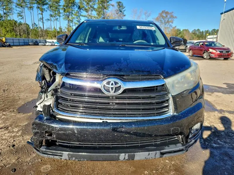 2015 TOYOTA HIGHLANDER XLE  