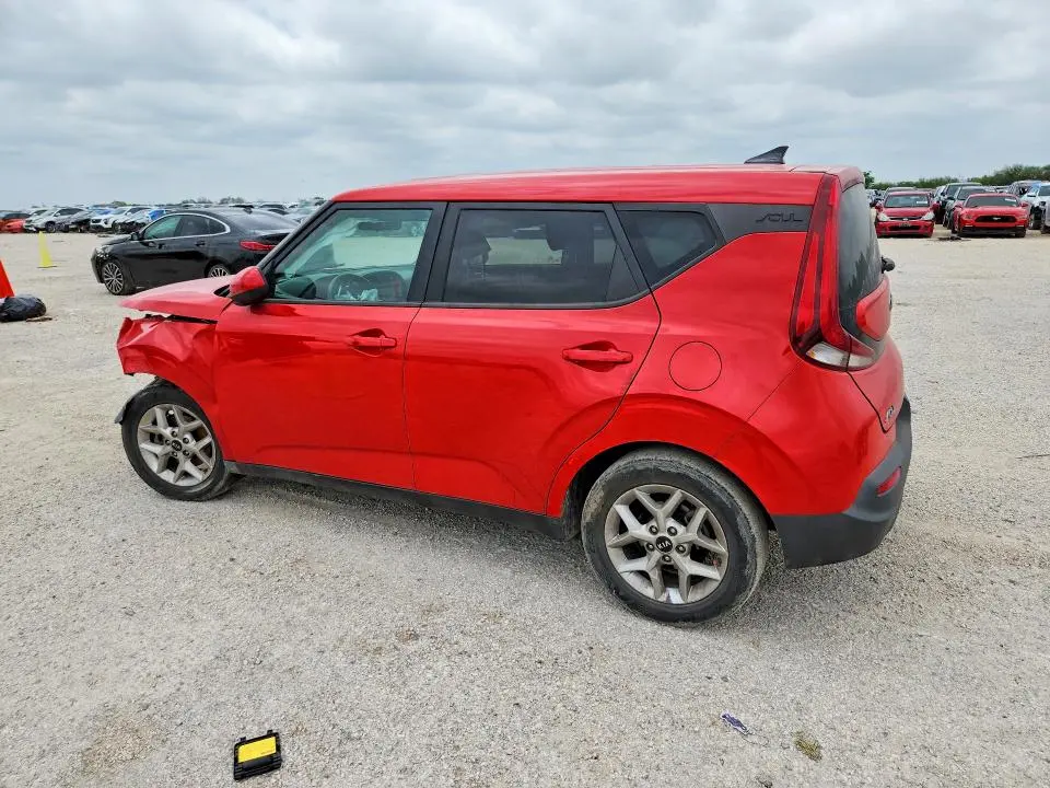 2021 KIA SOUL S  