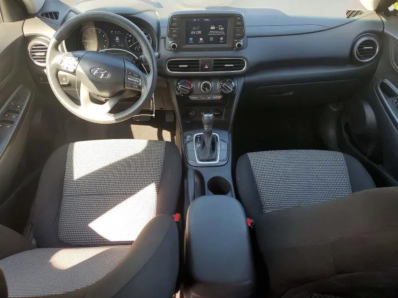 2018 HYUNDAI KONA SE  