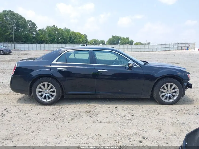 2012 CHRYSLER 300 LIMITED