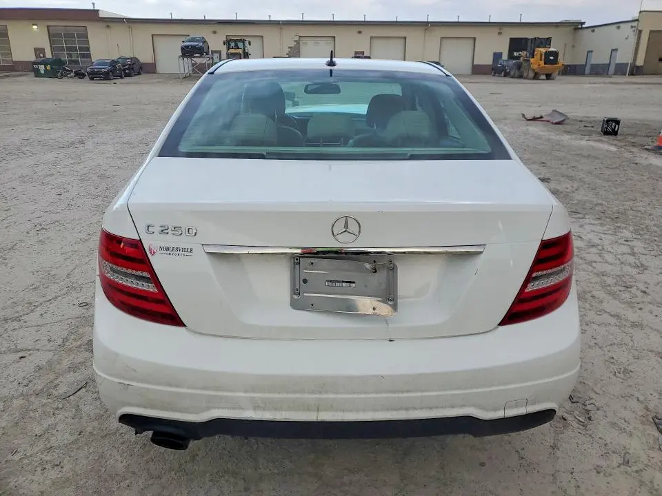 2014 MERCEDES-BENZ C 250  