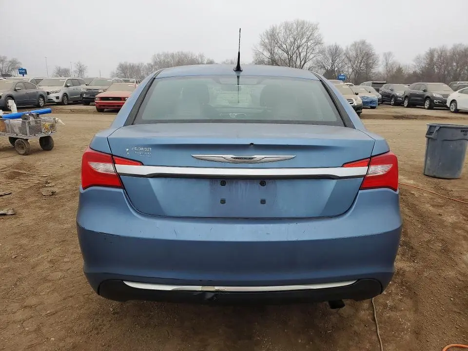 2011 CHRYSLER 200 LX  