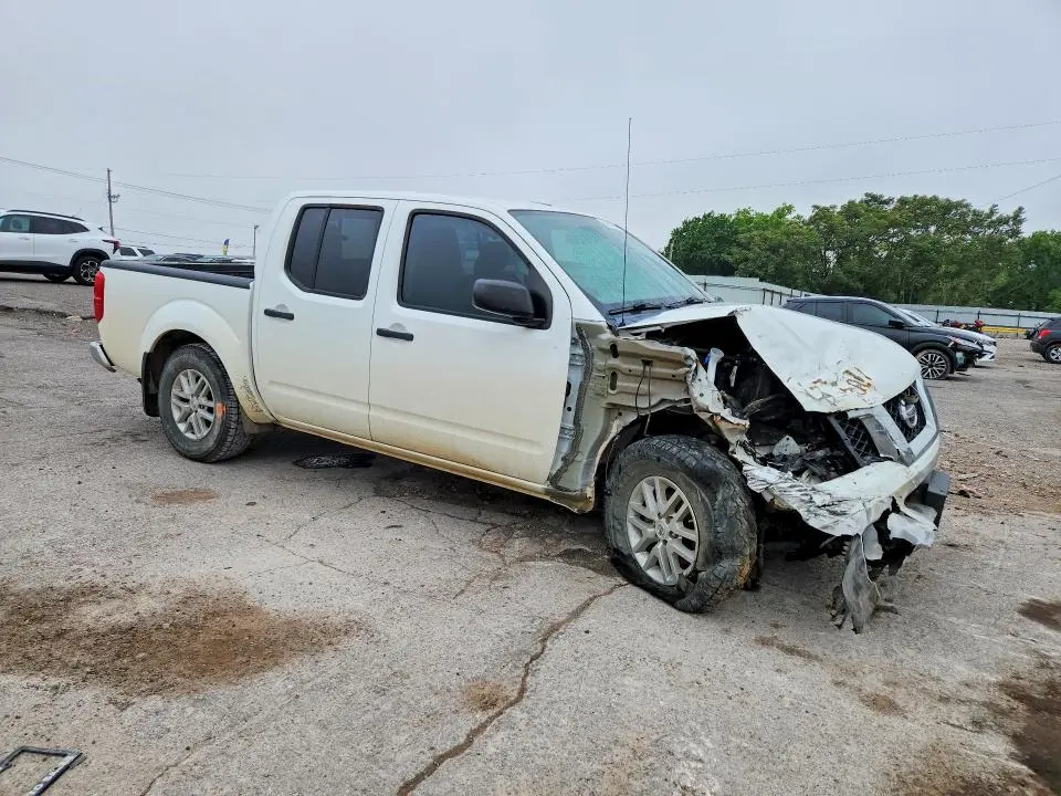 2017 NISSAN FRONTIER   