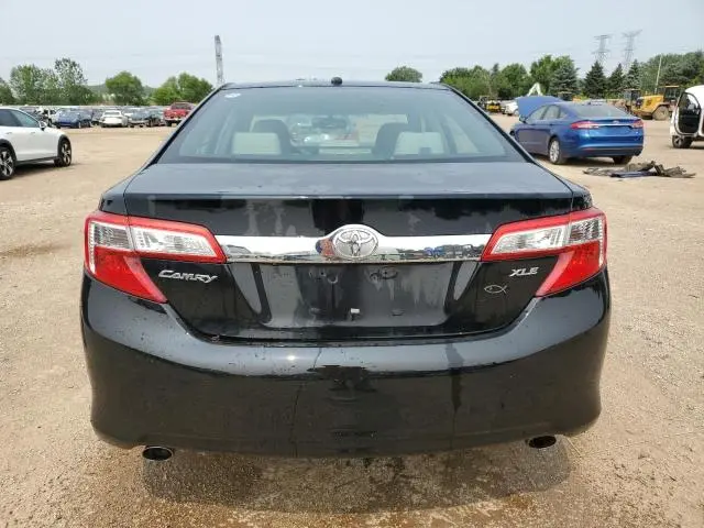 2013 TOYOTA CAMRY SE  