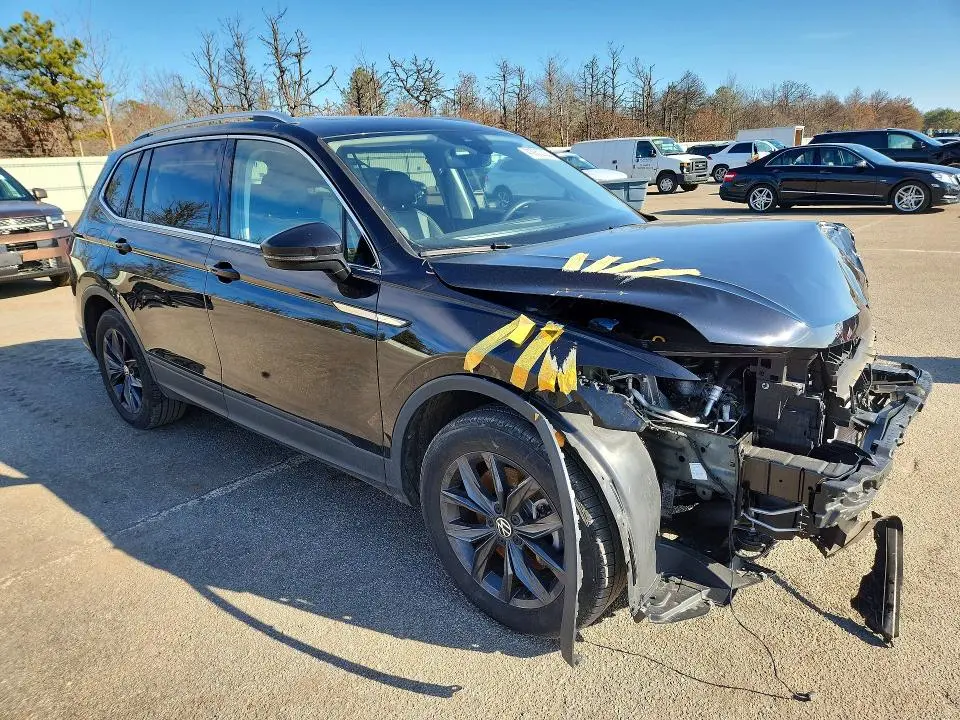 2024 VOLKSWAGEN TIGUAN SE  